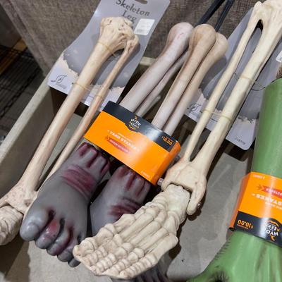 Body Parts Lawn Décor for the Halloween 
