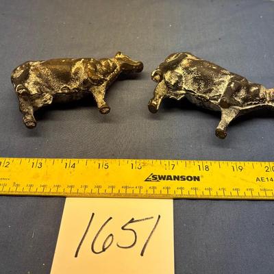 Cast Iron Cow Set