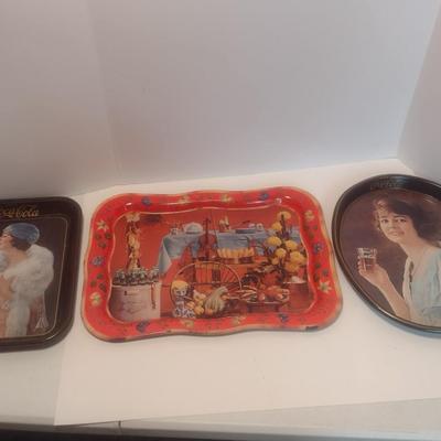Set of Three Vintage Metal Beverage Trays Two Reproduction Coca-Cola circa 1973 Choice C