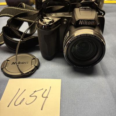 Nikon Coolpix L110 Camera