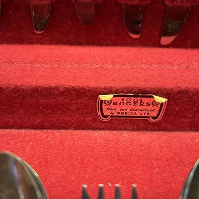 1881 Roger’s Silverware Set