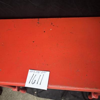 Vintage Sidetable