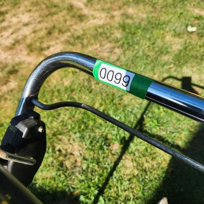 Vintage John Deere 14SB 21" 5 HP Aluminum Deck Self Propelled Lawn Mower has Compression