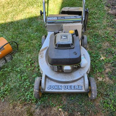 Vintage John Deere 14SB 21" 5 HP Aluminum Deck Self Propelled Lawn Mower has Compression