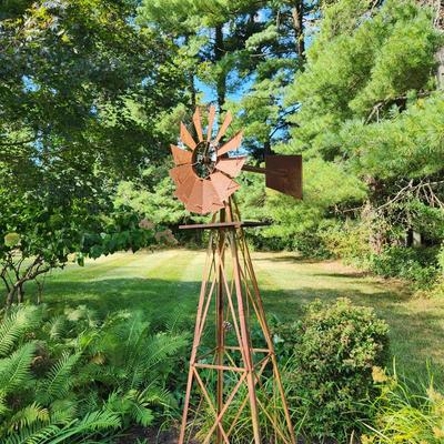 Yard Art Working Wind Mill 21x21 base 83" tall