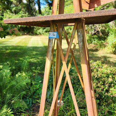 Yard Art Working Wind Mill 21x21 base 83" tall