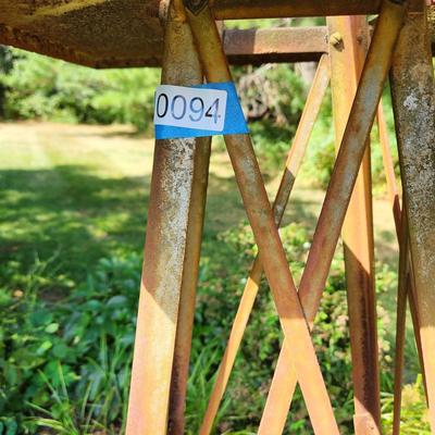 Yard Art Working Wind Mill 21x21 base 83" tall