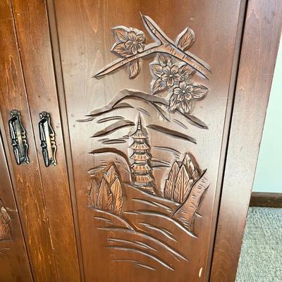 Asian Double Sided Rolling Dry Bar With Carved Design (LR-RG)