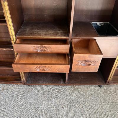 Asian Double Sided Rolling Dry Bar With Carved Design (LR-RG)