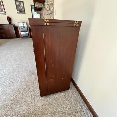 Asian Double Sided Rolling Dry Bar With Carved Design (LR-RG)