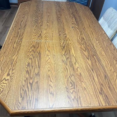 MCM Table & Chairs (K-MG)