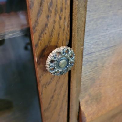 Oak Secretary (K-MG)