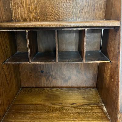 Oak Secretary (K-MG)