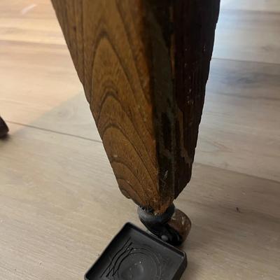 Oak Secretary (K-MG)