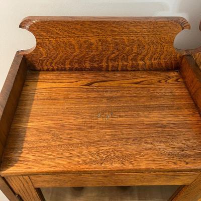 Oak Secretary (K-MG)