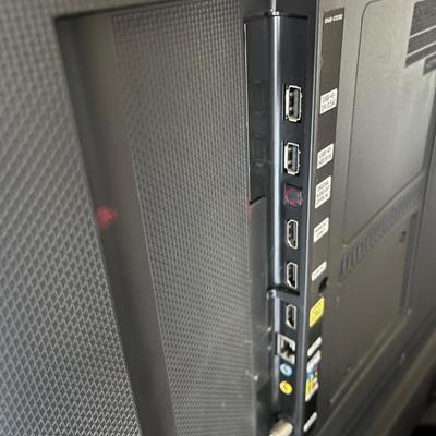 Samsung 50” Smart TV (D-MG)