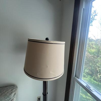 Metal Floor Lamp (D-MG)