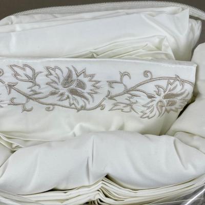New Queen Size Embroidered Sheet Set