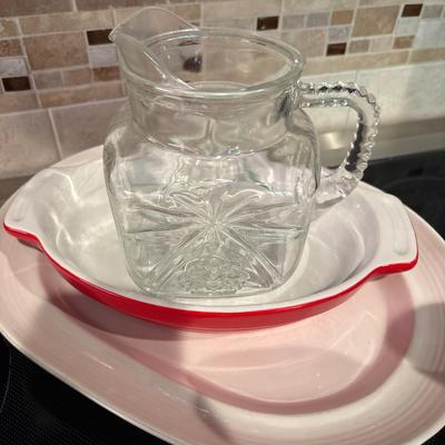 Variety of kitchen items