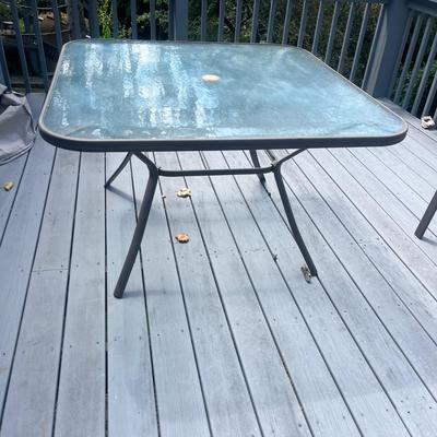Glass Top Patio Table & Two Chairs (BD-MG)