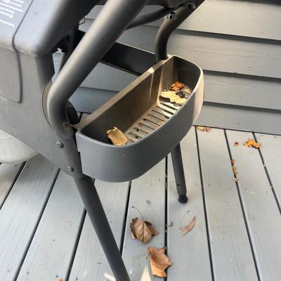 Char Broil Propane Grill (BD-MG)