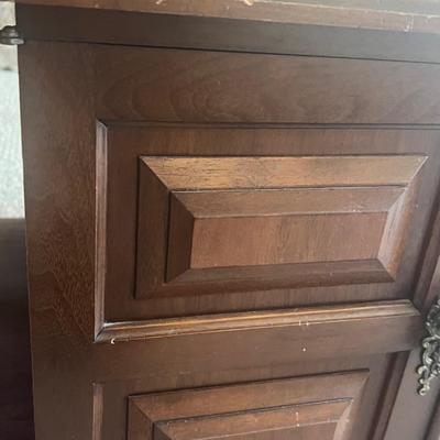 Wooden Coffee Table With Storage (LR-RG)