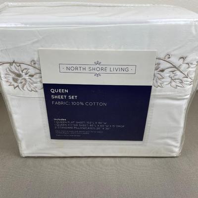 New Queen Sheet Set White with Embroidery