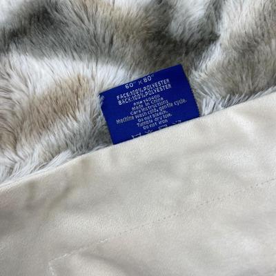 New Minky Throw Blanket Lot B