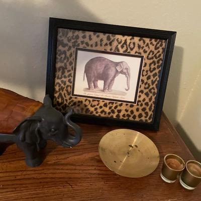Elephant light and safari hat lamp