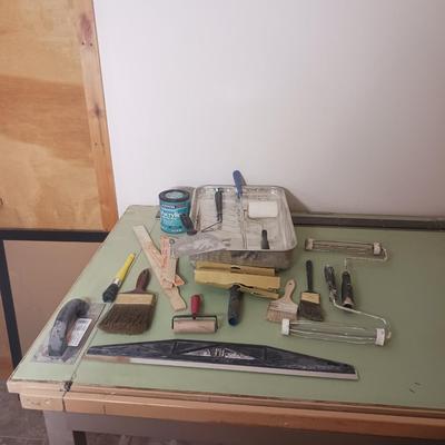 HOME PAINTING SUPPLIES