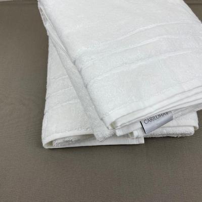 2 White Cariloha Luxury Bath Towels New!