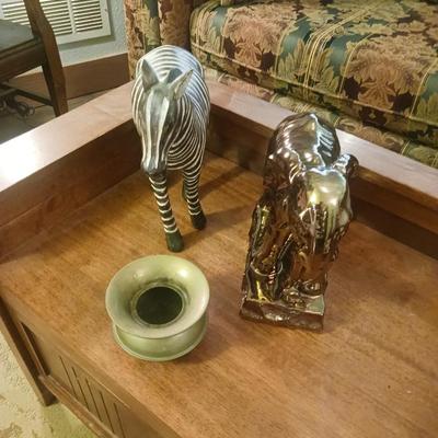 ELEPHANT AND ZEBRA FIGURES PLUS A SMALL BRASS SPITTOON