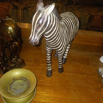 ELEPHANT AND ZEBRA FIGURES PLUS A SMALL BRASS SPITTOON