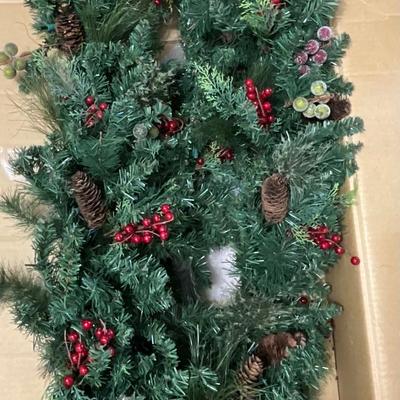 9ft Garland with lights