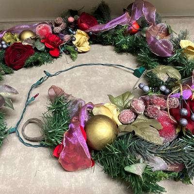 Decorated 3ft Garland