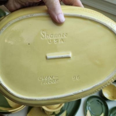 Large Collection of Shawnee USA Oven Proof Cornware Corn