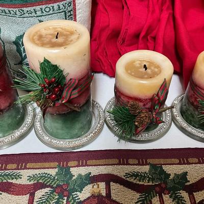 Christmas Runner, Candles w/glass holder, 8 red cloth napkins, metal birds