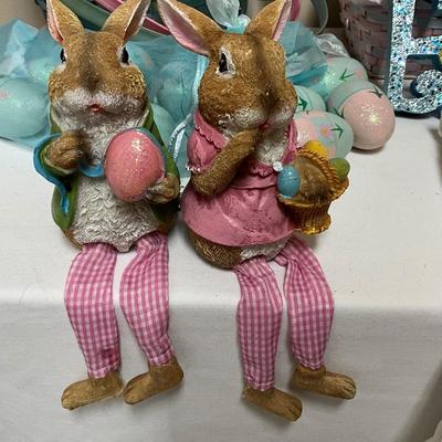 Easter grouping with square table cloth