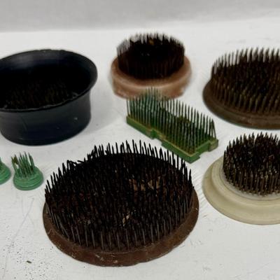 Sale Photo Thumbnail #544: Mostly good condition, some are more rusted than others, and some have bent teeth.