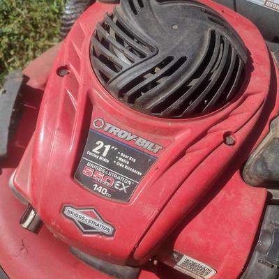 Troy-Bilt 21" Push Mower with Briggs and Stratton Motor