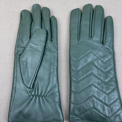 New Halston Evergreen Leather Gloves Chevron
