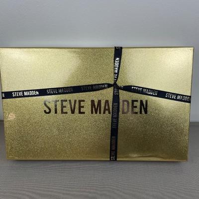 Steve Madden Blush Pink Scarf and Beanie Boxed Set