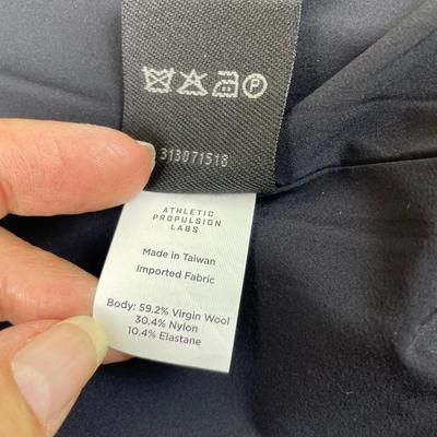 New APL Women’s Burgundy Perfect Wool Bomber Jacket Large