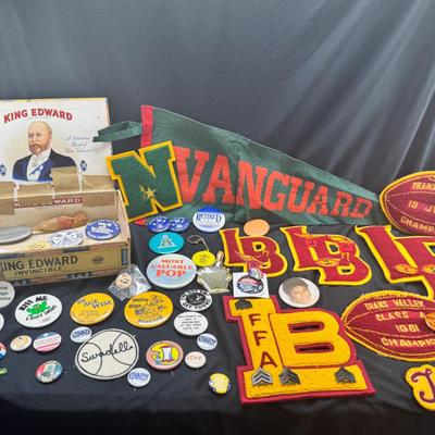 Football vintage patches, Vangard wool 1940 pendant