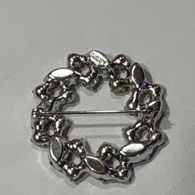 B David brooch