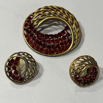 Vintage brooch & pierced earrings