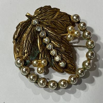 Vintage brooches