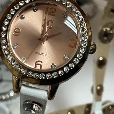 Geneva watch, rose gold Quartz watch, plus