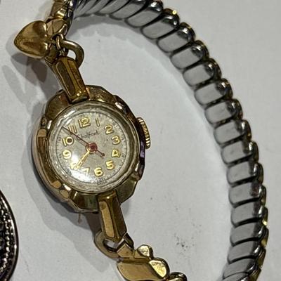 Bracelet & vintage Challfont Watch
