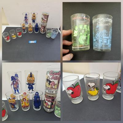 Lot of Vintage Collectable Glasses Peanuts Snoopy Archie Comic, McDonald's, Gasoline Alley